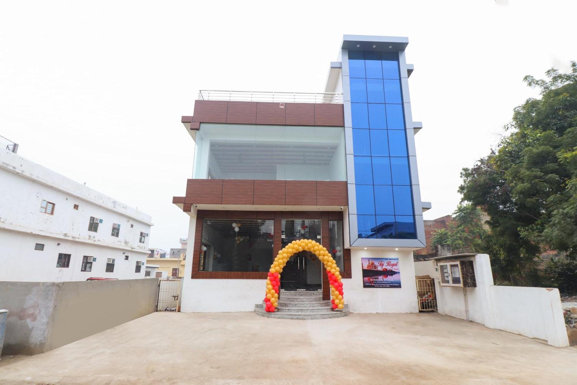 Hotel O Taj Royal Tājganj Exterior foto